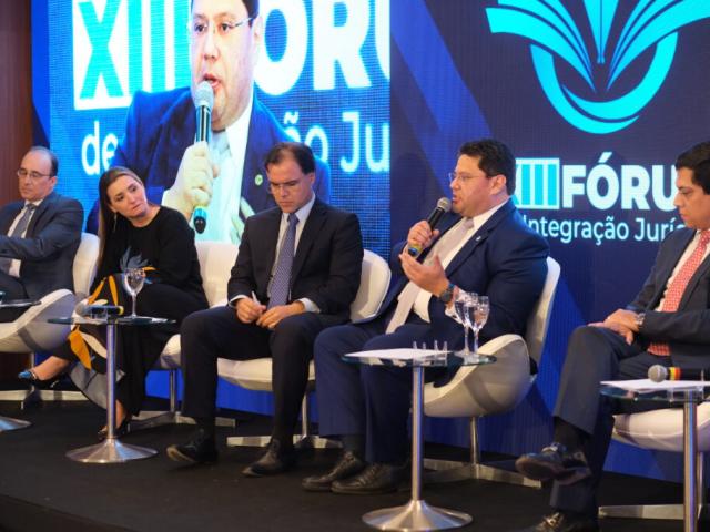 Mesa do XIII Fórum de Integração Jurídica destaca o papel fundamental da advocacia na extrajudicialização