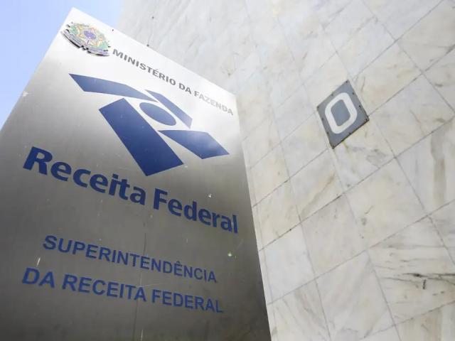 Receita suspende até 1º de abril multas por notas emitidas sem IBS e CBS