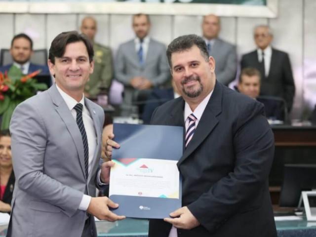 Anoreg/AL: Presidente da Anoreg/AL e do IRTDPJBrasil é homenageado em sessão solene