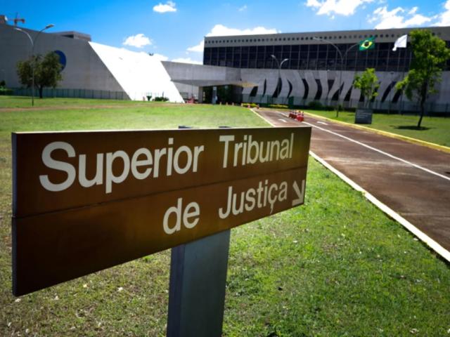 Venda de bem fiduciário não exige intimação do devedor, decide STJ  