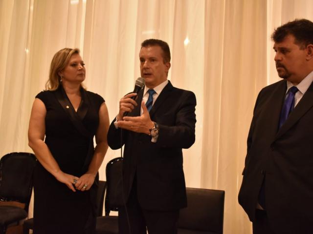 Opinião : Deputados Federais e Registradores de TD e PJ