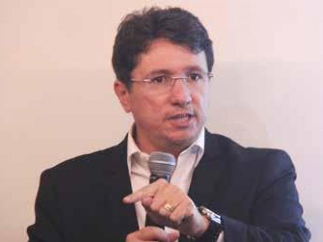 Saiba a diferença entre Registro e averbação. Por Naje Cavalcante