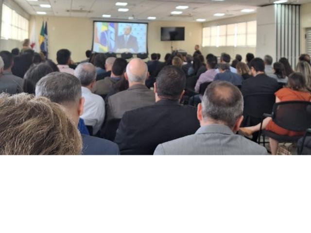 Receita Federal do Brasil realiza evento voltado para a simplificação do registro e legalização de empresas e negócios